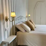 Torre Azul Frontemare - 4* ג'ובינאצו