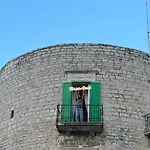 לינה וארוחת בוקר Torre Azul Frontemare - 4*