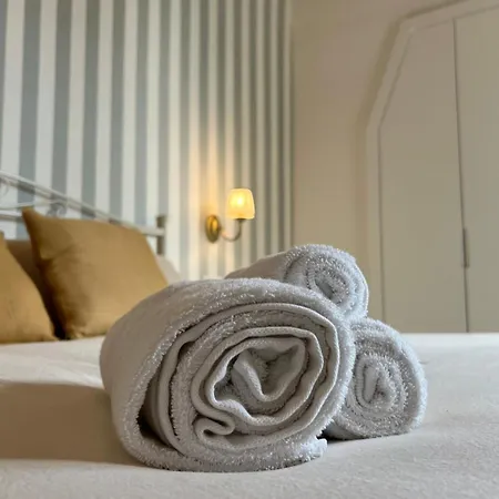 Torre Azul Frontemare - *